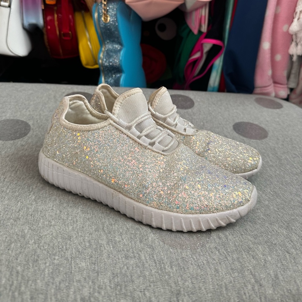 White Iridescent Glitter Slip-On Sneakers Size 6.5
